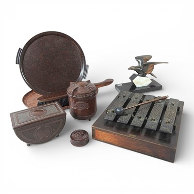 Lot 522 - A mid 20th century xylophone, together with a...