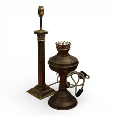 Lot 109 - A brass Corinthian column table lamp and a...