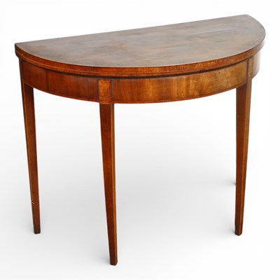 Lot 162 - A George III mahogany leaf card table with...