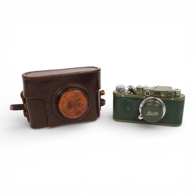 Lot 207 - A Russian Soviet era copy of a Leica 35mm...