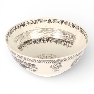 Lot 225 - A Wedgwood City of Chicago transfer decorated...