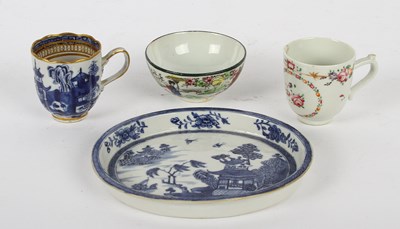 Lot 146 - An 18th century Chinese export porcelain...