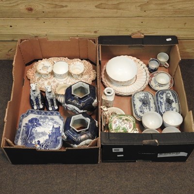 Lot 137 - A 19th century Coalport style porcelain teapot, together with a pair of 18th century Chinese