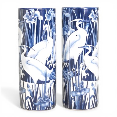 Lot 529 - A pair of modern blue and white glazed...