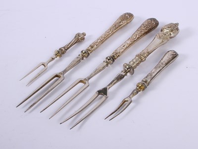 Lot 76 - A collection of five continental silver...