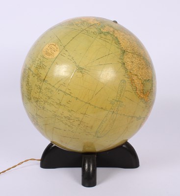Lot 202 - A vintage Georama Ltd 12 inch terrestrial globe