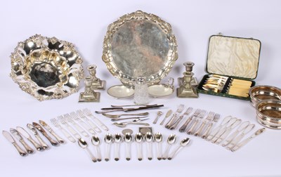 Lot 82 - A collection of silver plated wares