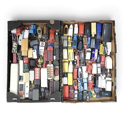 Lot 465 - A collection of diecast model toy vehicles