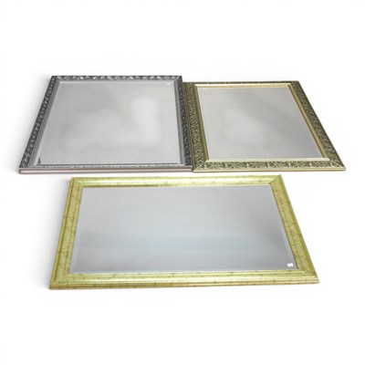 Lot 468 - A modern gilt framed wall mirror, 112 x 78cm,...