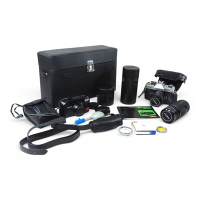 Lot 323 - A Fujica ST801 camera, with accessories, cased