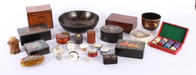 Lot 760 - A collection of decorative trinket boxes and...