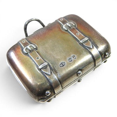 Lot 16 - A Victorian silver novelty purse, in the form...