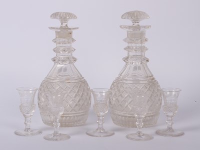 Lot 118 - A pair of Georgian crystal decanters with...