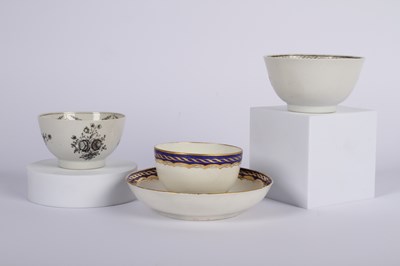 Lot 129 - A collection of 18th century porcelain tea...