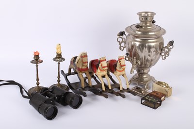 Lot 688 - Various items to include a samovar, toy...