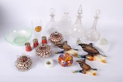 Lot 713 - A collection of glassware and ceramics,...
