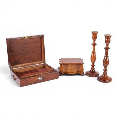 Lot 198 - A pair of turned mahogany candlesticks with a...