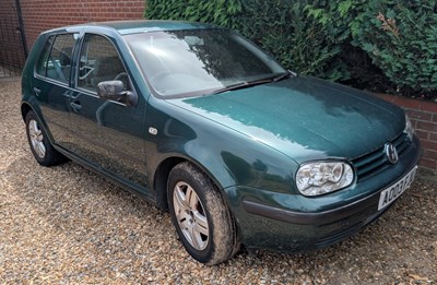 Lot 1 - A Volkswagen Golf 1600cc Match five door...