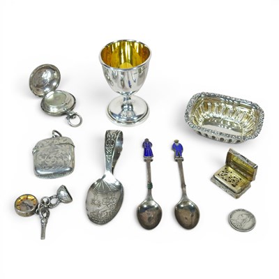 Lot 97 - A Victorian silver vinaigrette, with engraved...