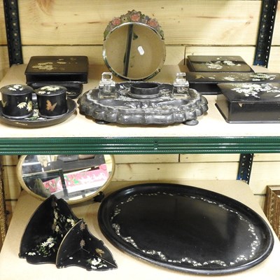 Lot 175 - A Victorian papier mache tray