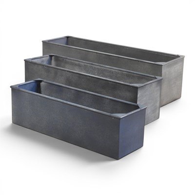 Lot 644 - A set of three new graduated metal garden...