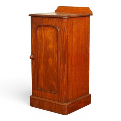 Lot 549 - A Victorian mahogany bedside cupboard