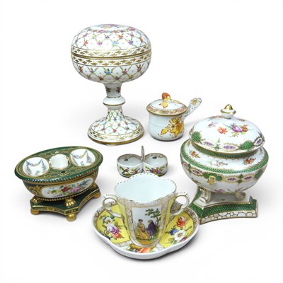 Lot 53 - A 19th century Meissen porcelain salt, 9cm...