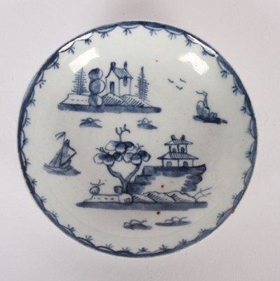 Lot 135 - A Lowestoft porcelain miniature or toy saucer,...