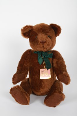Lot 666 - A Gund 'William Bearkin' limited edition...
