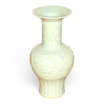 Lot 89 - A large Chinese celadon glazed porcelain vase,...