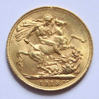 Lot 40 - A George V gold sovereign, dated 1913