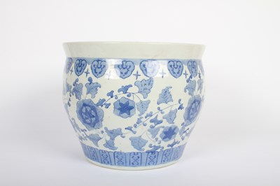 Lot 147 - A Chinese blue and white porcelain planter,...