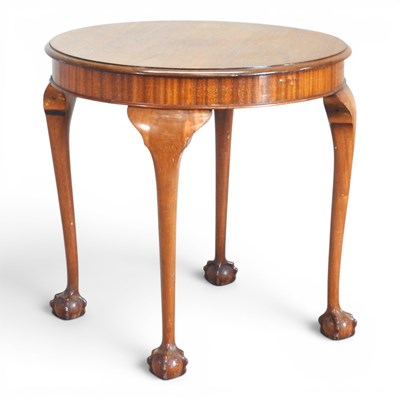 Lot 292 - A 1930's mahogany circular occasional table,...