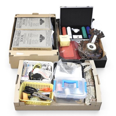 Lot 531 - A poker set, cased, with a collection of books,...