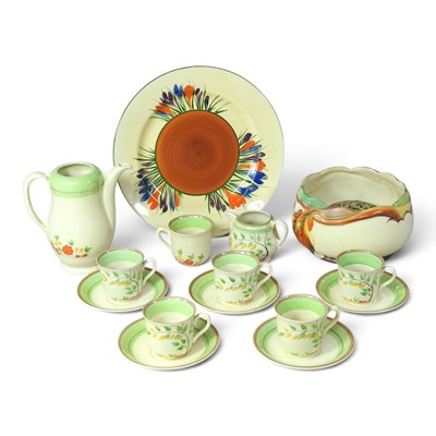 Lot 73 - A Clarice Cliff Crocus pattern plate, 26cm...
