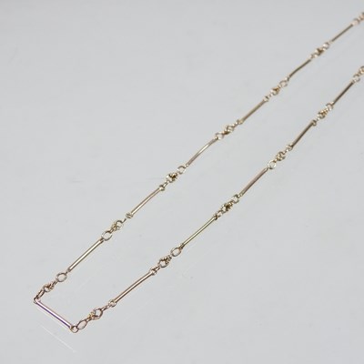 Lot 107 - A 10 carat gold link necklace