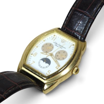 Lot 106 - A Jules Jorgenson gold-tone quartz wristwatch,...
