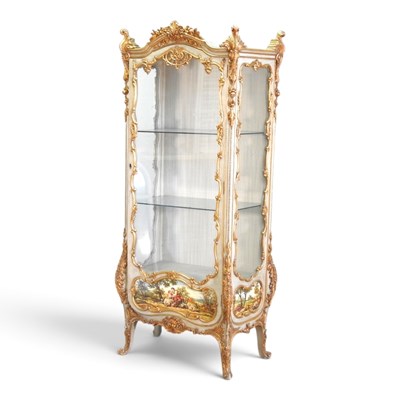 Lot 368 - A mid 20th century continental gilt decorated...