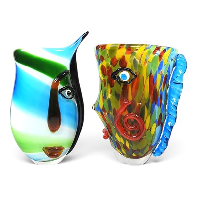 Lot 352 - A Murano style coloured glass vase, in the...