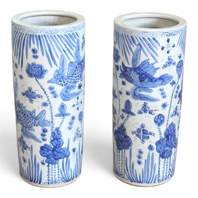 Lot 242 - A pair of Chinese porcelain blue and white...