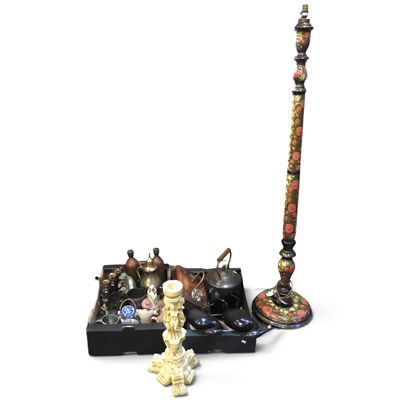 Lot 654 - A collection of metalwares, to include a...
