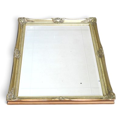 Lot 538 - A modern gilt framed wall mirror, 105 x 74cm
