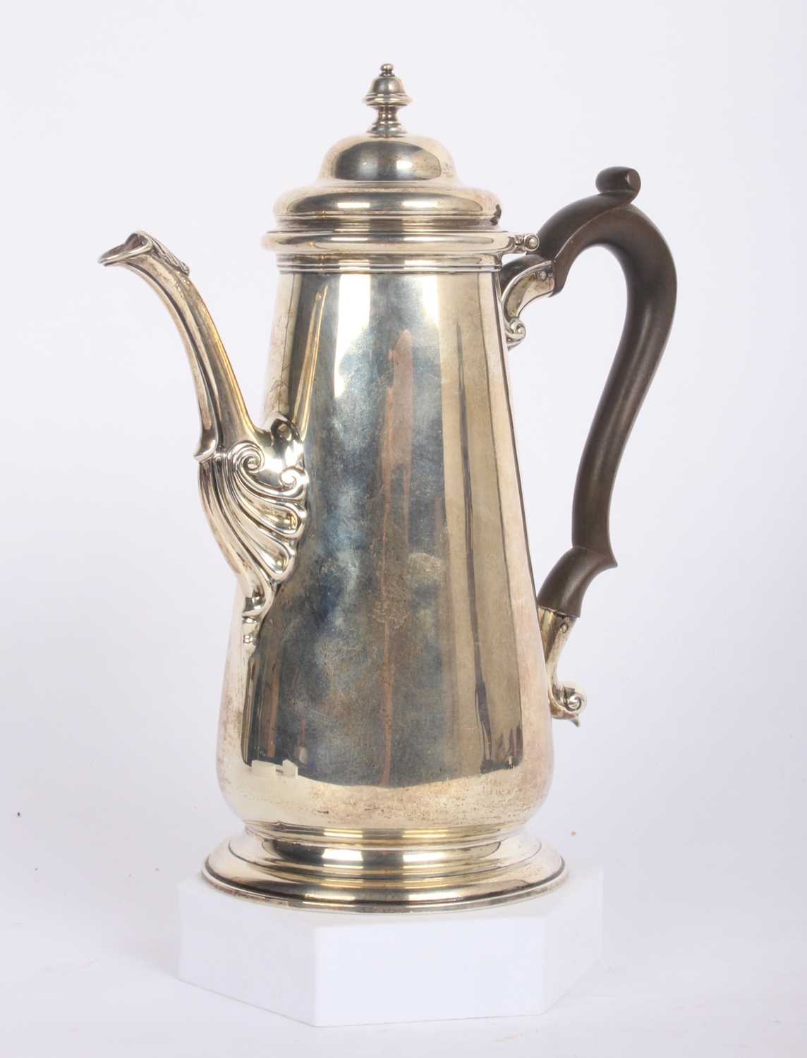 Lot 6 - A George V silver hot water pot, having a...
