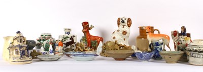 Lot 861 - Mixed ceramics, to include Chinese and...