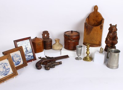 Lot 946 - A 19th century octagonal single compartment...