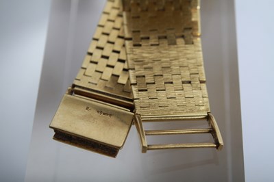 Lot 4 - A 1970s Chopard Geneve 18 carat gold dress...