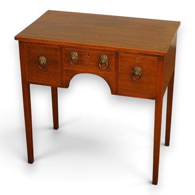 Lot 703 - A George III mahogany sideboard/side table,...