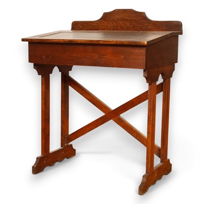 Lot 782 - An early 20th century oak school desk