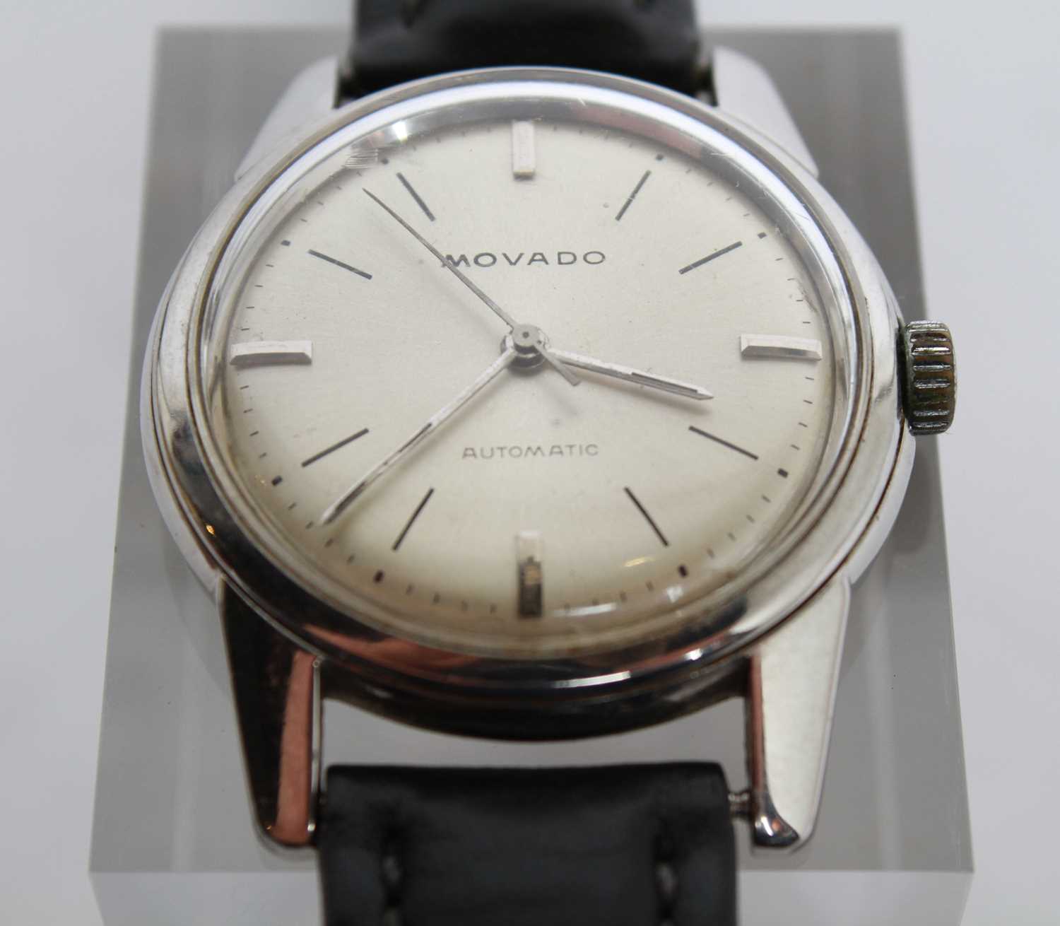 Lot 23 - A Movado stainless steel automatic gents...
