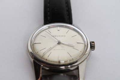 Lot 23 - A Movado stainless steel automatic gents...